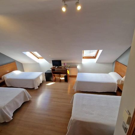 Hostal Santo Tome Toledo Eksteriør billede